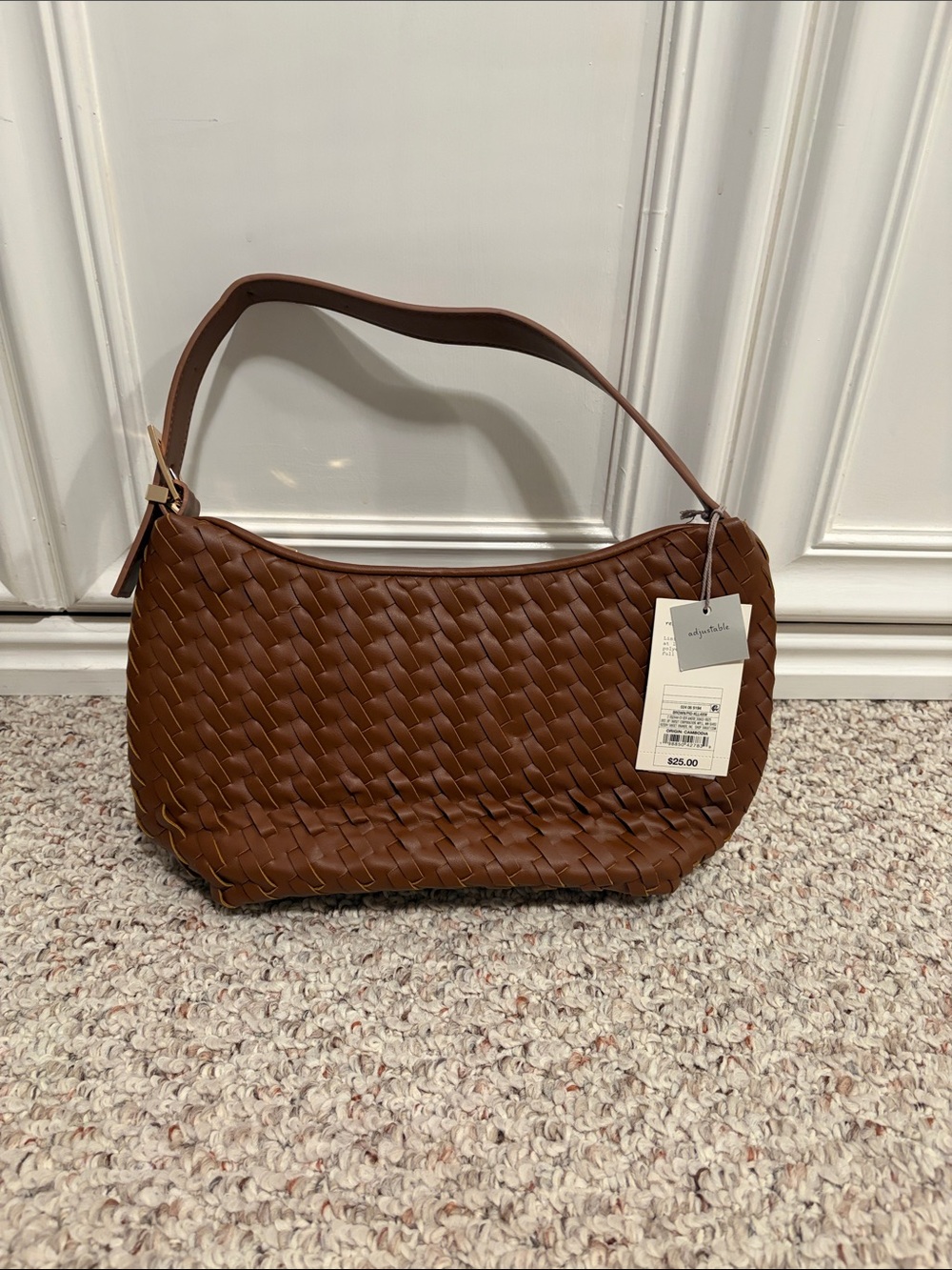 a new day Woven Shoulder Bag in Chestnut Brown